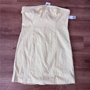 BP Butter Yellow Strapless Fitted dress with‎ side split and zipper back